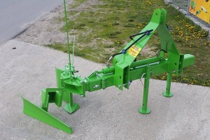 SADZARKA MIĘDZYSŁUPOWA Z REGULACJĄ HYDRAULICZNĄ WTSHP1P